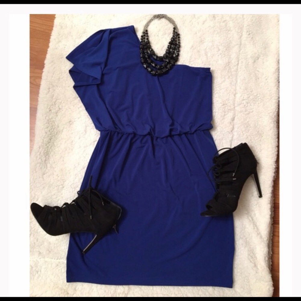 Sweet storm dress